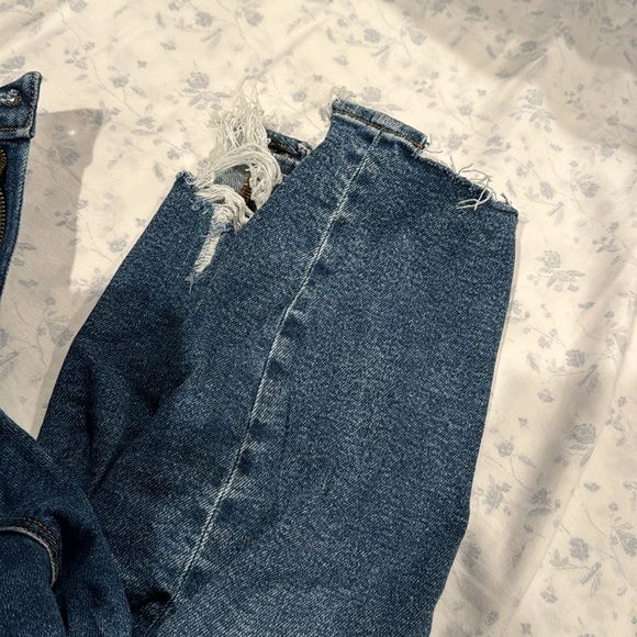 NWOT mom jeans American eagle - Picture 5 of 7